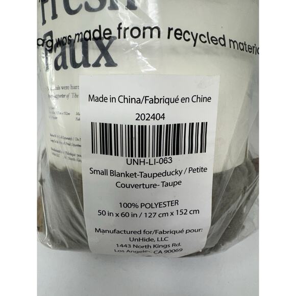 Unhide Faux Fur Bundle New Small Blanket And 20x20 Chocolate Pillow -Ship Fast - Picture 3 of 9